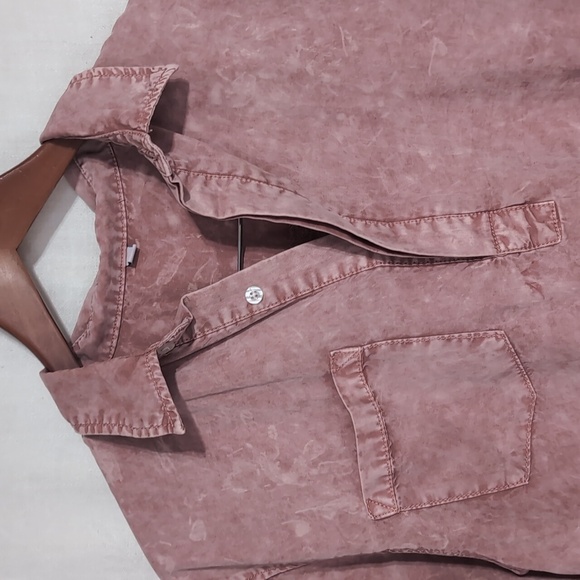 Stonewashed Pink Quarter Button Collared Tunic Raw Hem Size Medium - Picture 3 of 5